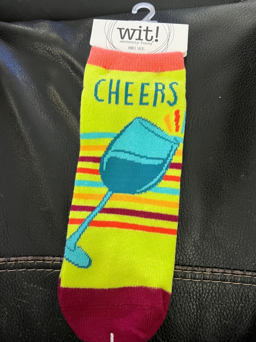 Wit! 'Cheers' Bright Yellow Wine Glass Ankle Socks